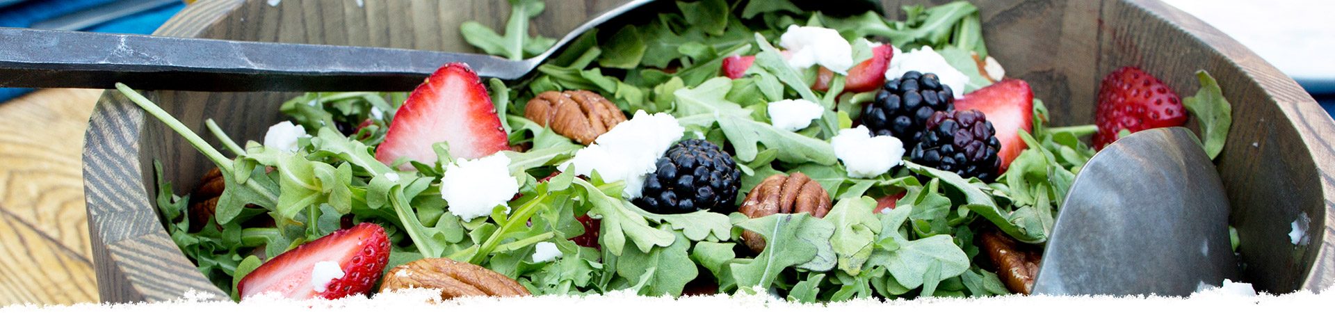 Arugula Salad with Goat Cheese, Berries, and Pecans