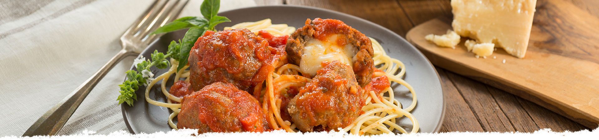 Skillet Spaghetti & Mozzarella Stuffed Meatballs