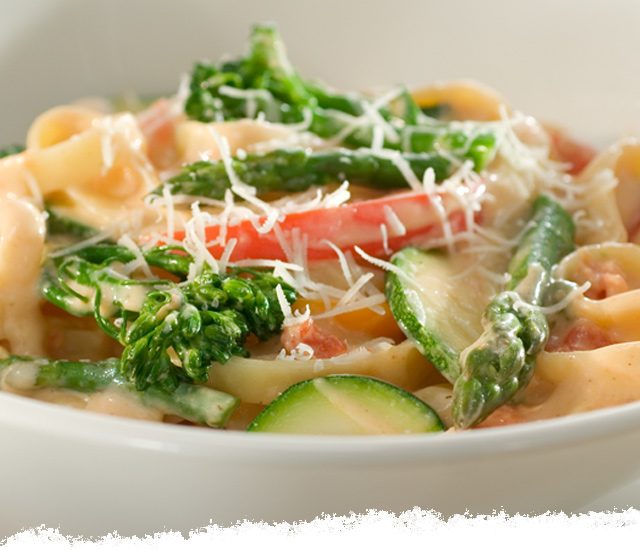 Fettuccine Primavera Rosa